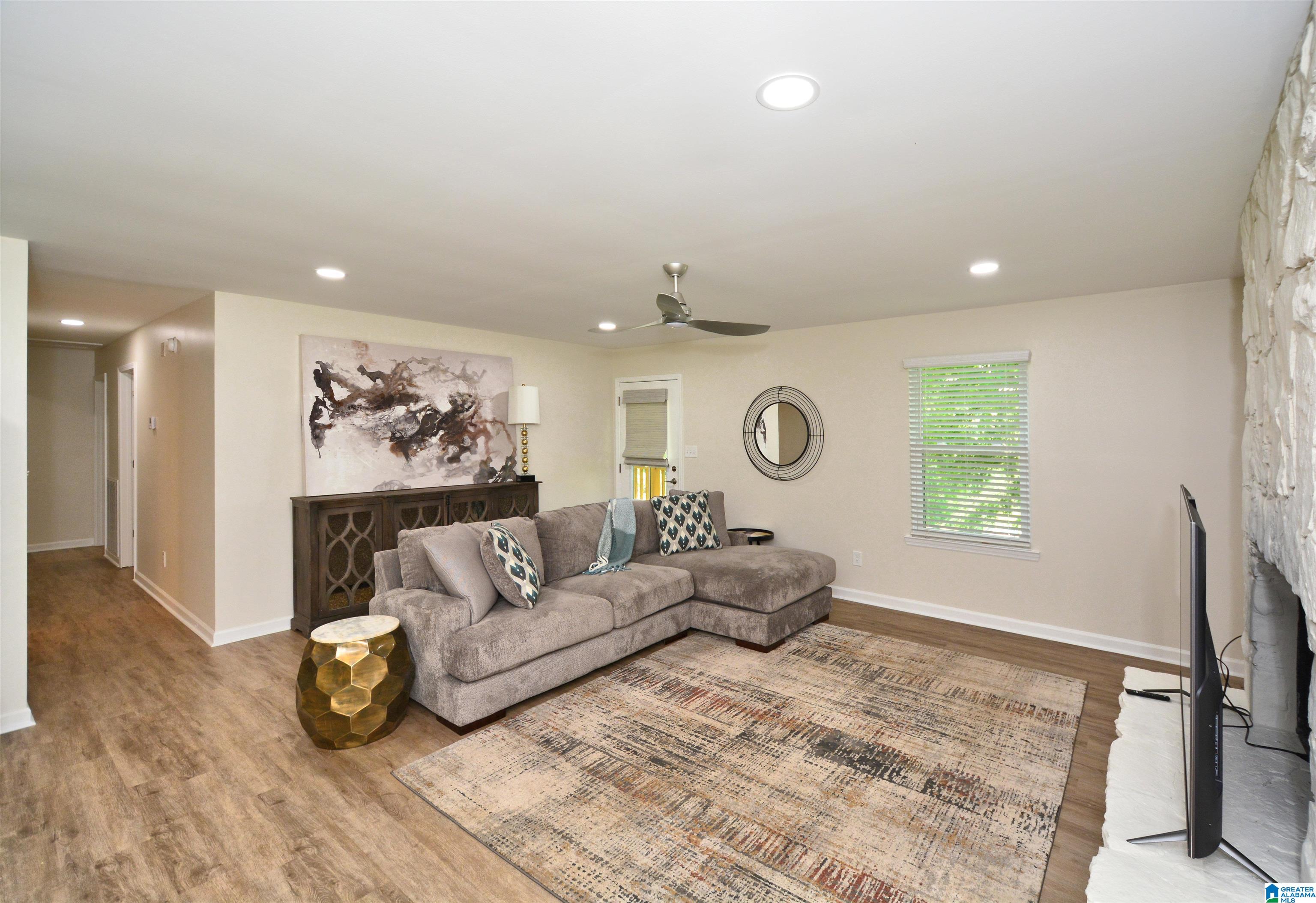 3256 Karl Daly Road Birmingham, AL 35210 - Photo 3 of 36