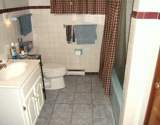 224 980th Road McDonald, PA 15057 - Photo 8 of 8 Master Bath/Spa.