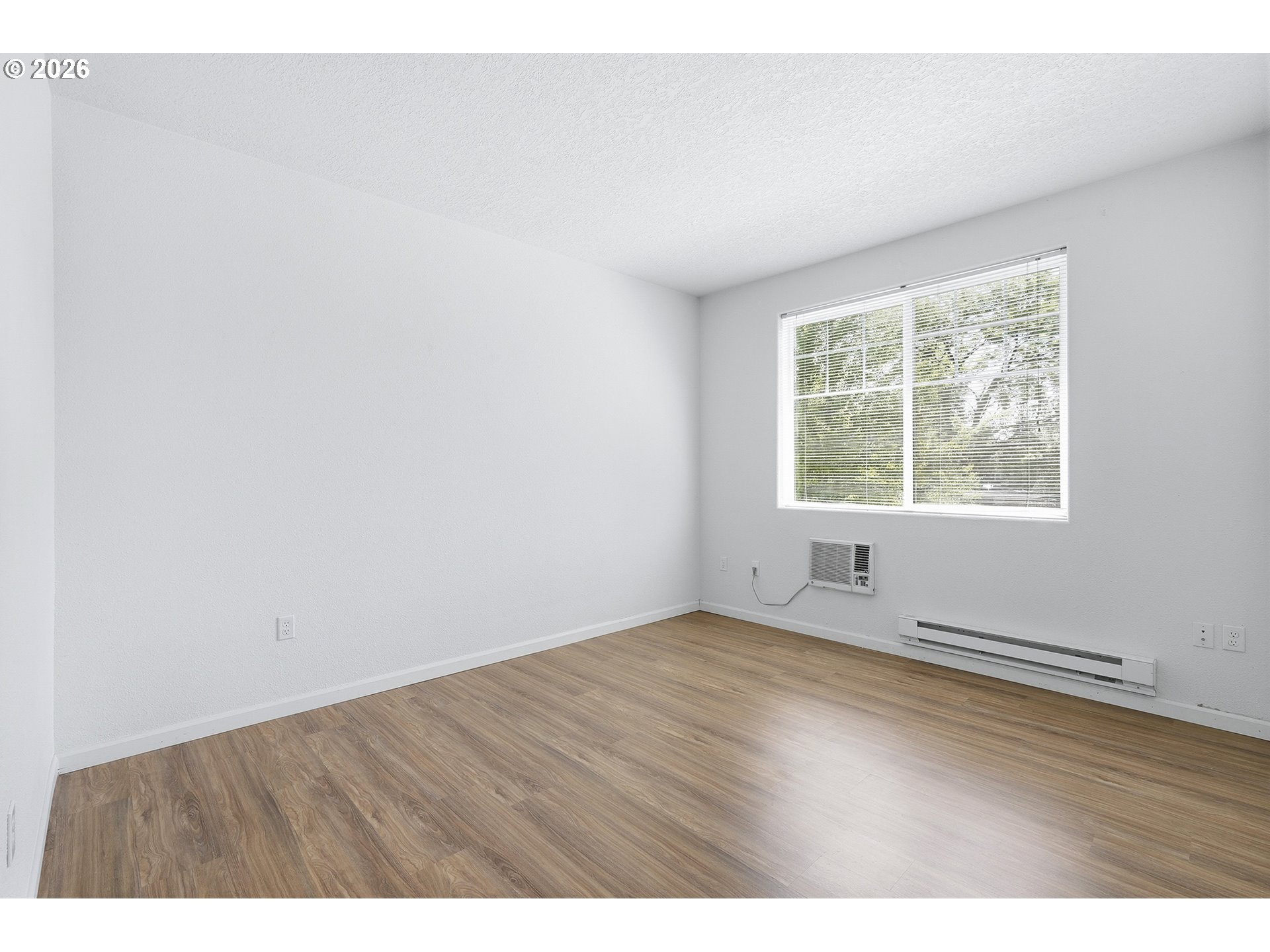 14635 Southwest Beard Road, Unit 102 Beaverton, OR 97007 - Photo 19 of 29
