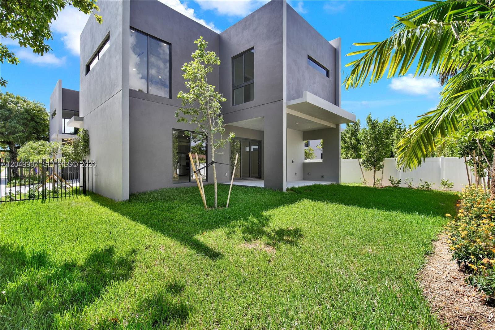 3437 Southwest 29th Street, Unit 3437 Miami, FL 33133 - Photo 39 of 46