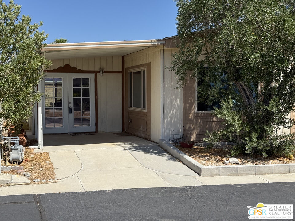 69525 Dillon Road, Unit 73 Desert Hot Springs, CA 92241 - Photo 47 of 48 a view of entrance front of house