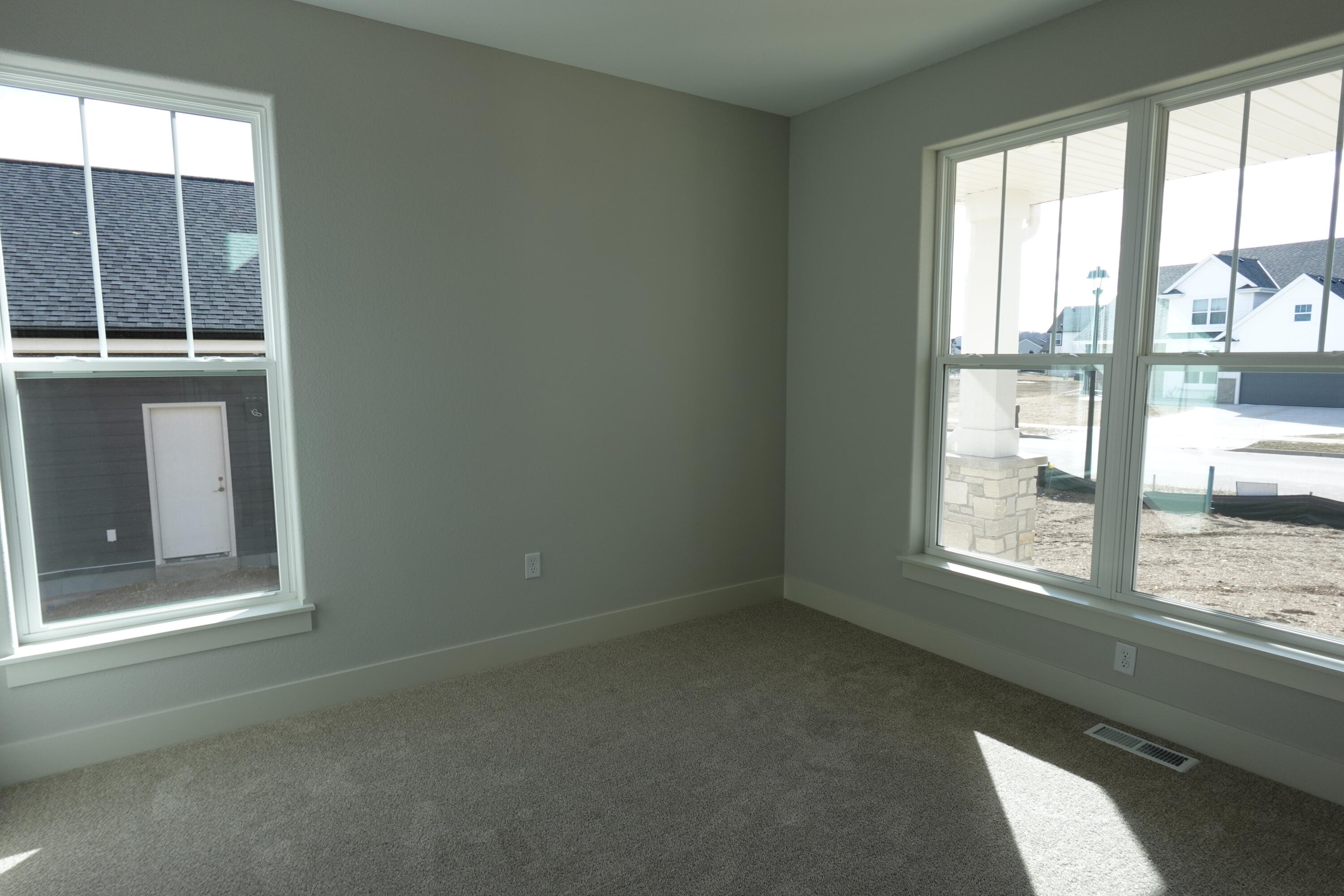 511 Woodside Court West Bend, WI 53095 - Photo 26 of 49 Flex Room