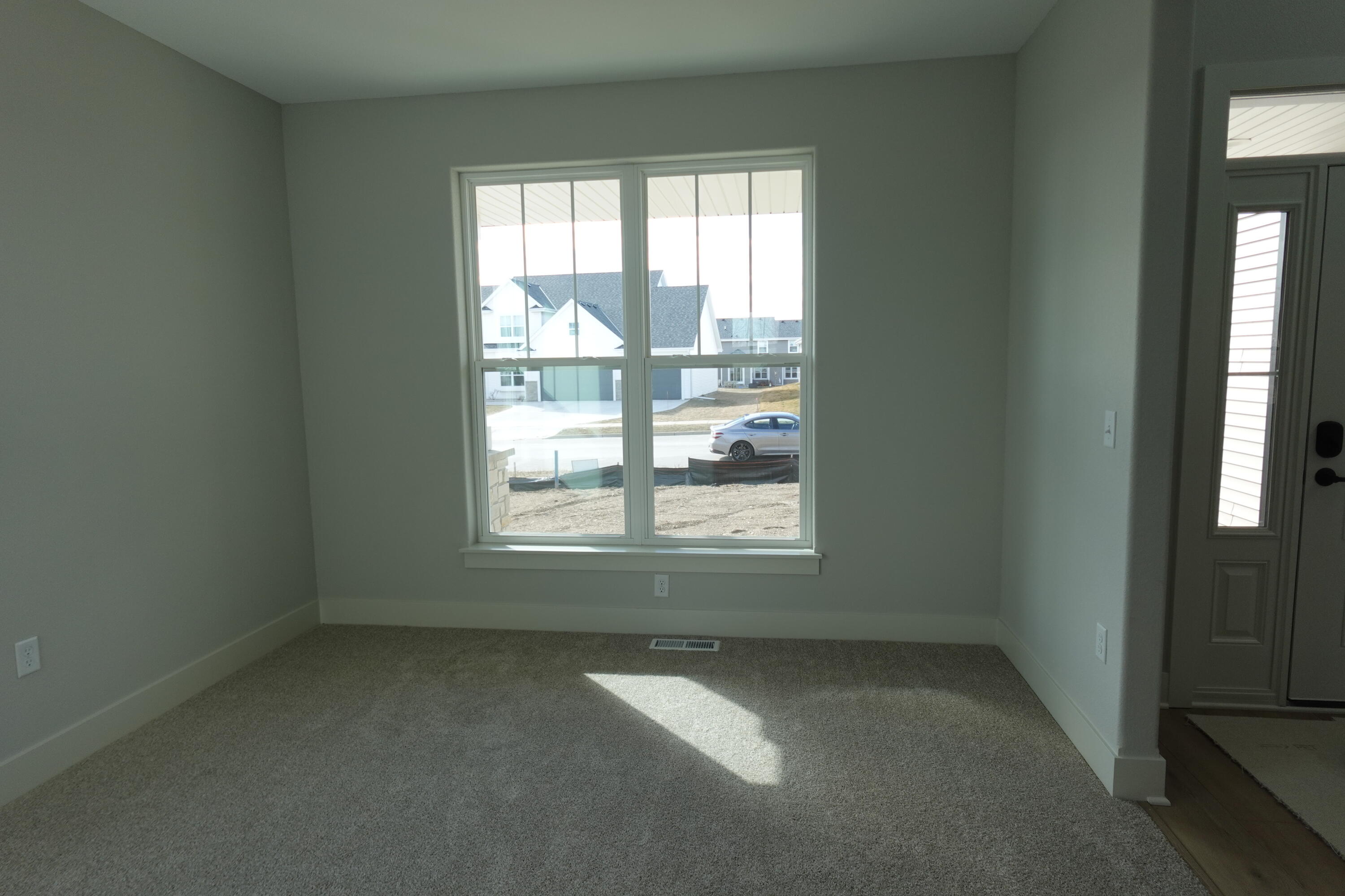 511 Woodside Court West Bend, WI 53095 - Photo 27 of 49 Flex Room