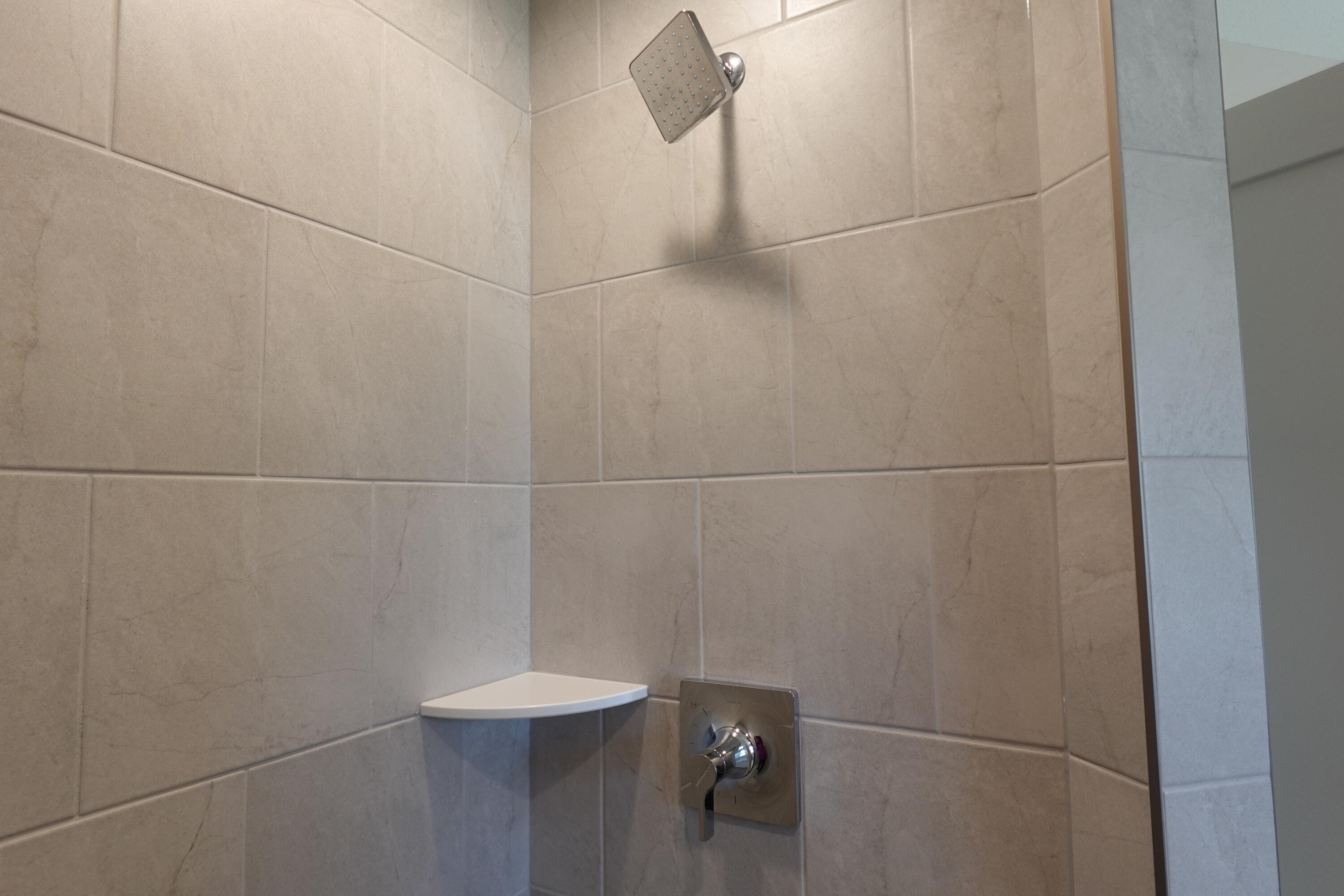 511 Woodside Court West Bend, WI 53095 - Photo 39 of 49 Master Shower