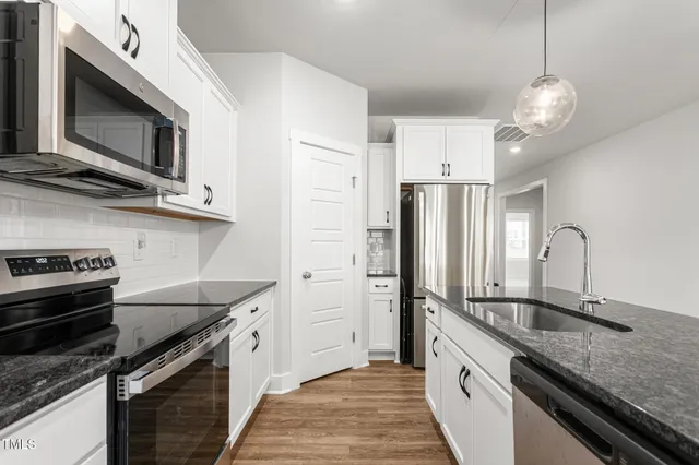 $399,000 | 906 Beeline Lane, Mebane, NC 27302