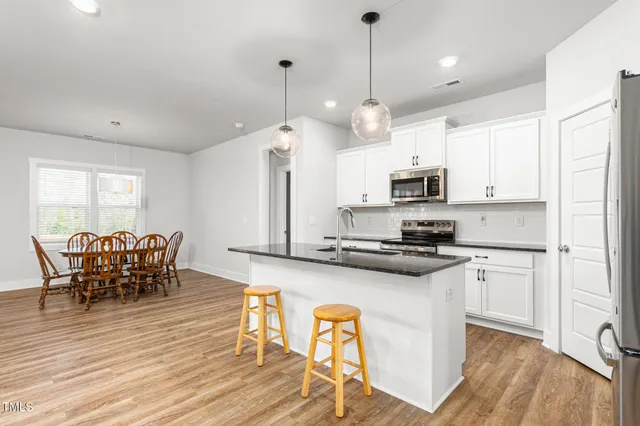 $399,000 | 906 Beeline Lane, Mebane, NC 27302