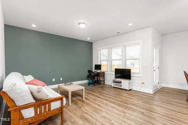 $399,000 | 906 Beeline Lane, Mebane, NC 27302