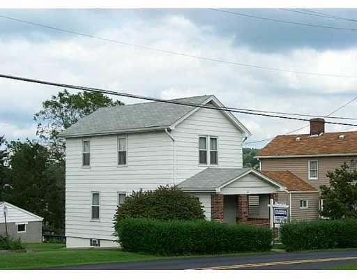 467 Georgetown Road Lawrence, PA 15055 - Photo 1 of 2 Gallery Image 1