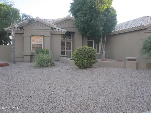 $2,850 | 6335 West Donald Drive, Glendale, AZ 85310