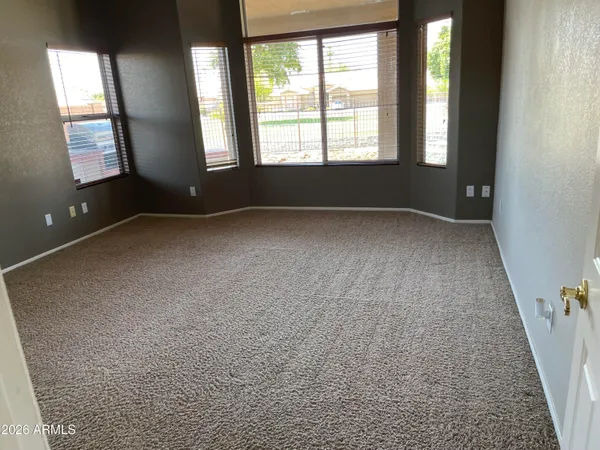 $2,850 | 6335 West Donald Drive, Glendale, AZ 85310