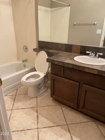 $2,850 | 6335 West Donald Drive, Glendale, AZ 85310