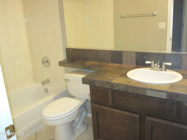 $2,850 | 6335 West Donald Drive, Glendale, AZ 85310