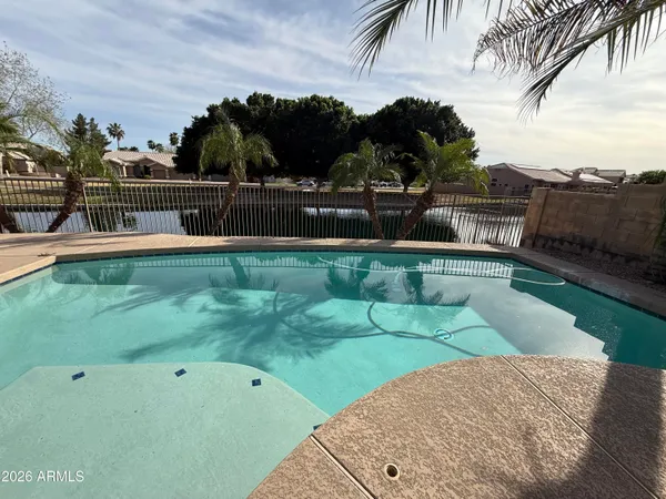 $2,850 | 6335 West Donald Drive, Glendale, AZ 85310