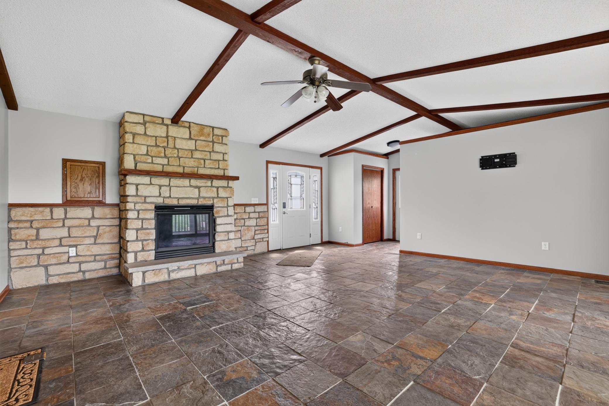 1445 1st Avenue Southwest Oronoco, MN 55960 - Photo 4 of 46