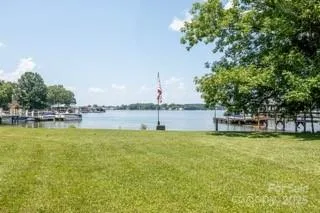 $2,200,000 | 7423 Norman Island Drive, Cornelius, NC 28031