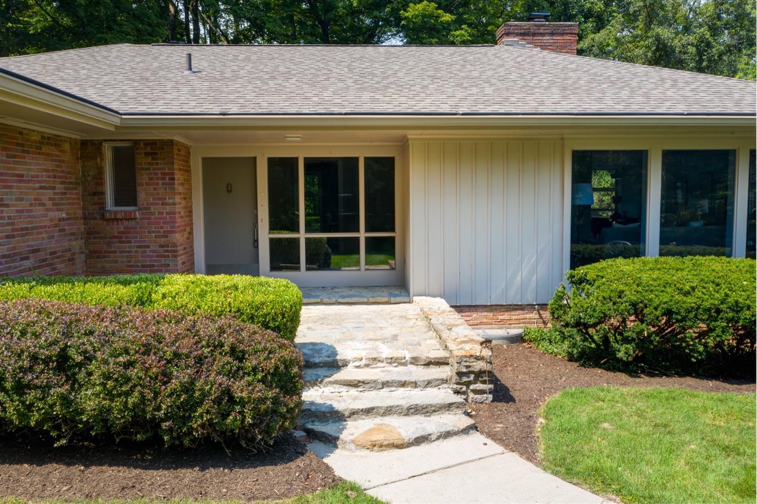 10486 Fallis Road Loveland, OH 45140 - Photo 3 of 49