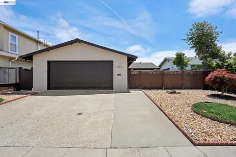 $995,000 | 328 Sand Beach Road, Alameda, CA 94501