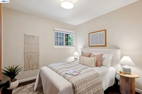 $995,000 | 328 Sand Beach Road, Alameda, CA 94501