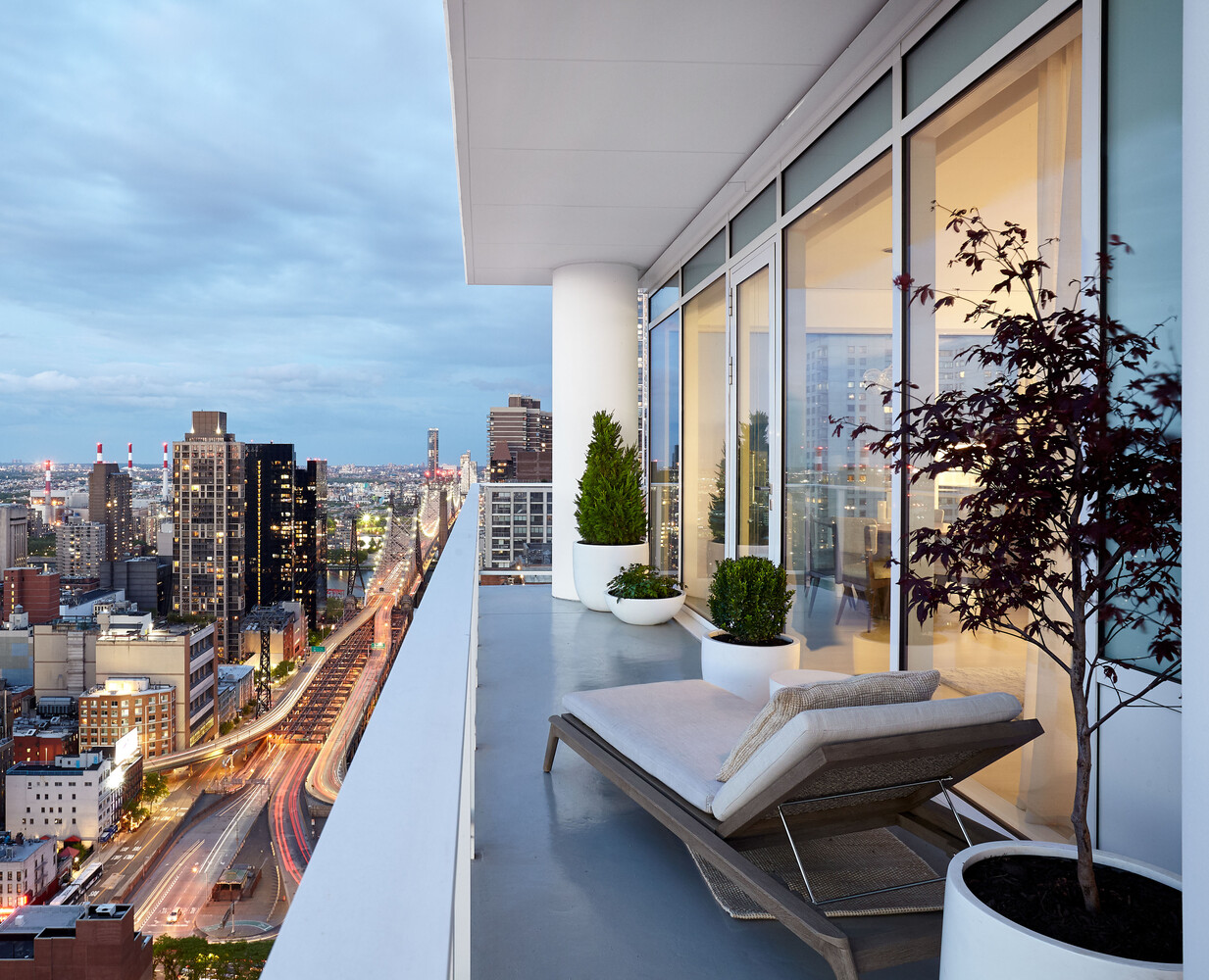 200 East 59th Street, Unit 25D Manhattan, NY 10022 - Photo 9 of 16