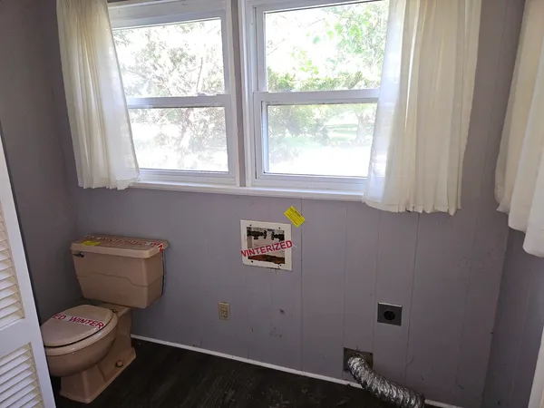 $135,000 | 420 South Wood Street, Nashville, IL 62263