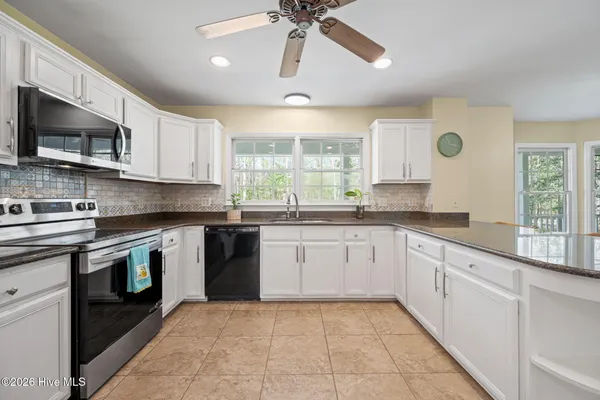 $450,000 | 1316 Fairbanks Court, Jacksonville, NC 28546