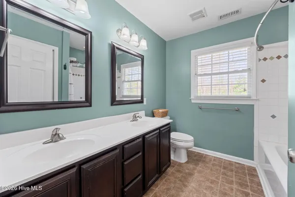 $450,000 | 1316 Fairbanks Court, Jacksonville, NC 28546