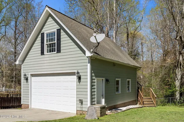 $450,000 | 1316 Fairbanks Court, Jacksonville, NC 28546