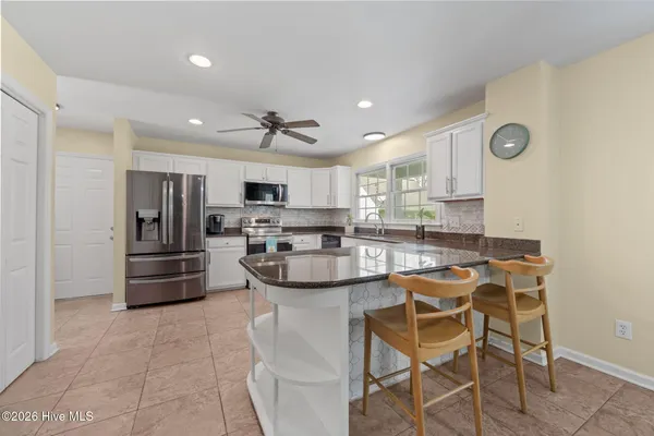 $450,000 | 1316 Fairbanks Court, Jacksonville, NC 28546