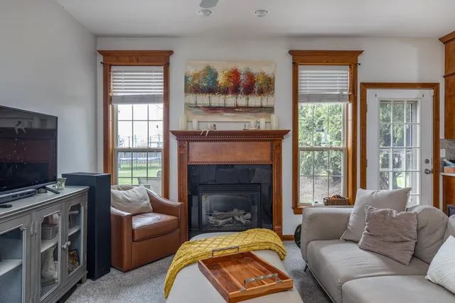 $419,999 | 180 East River Drive, De Pere, WI 54115