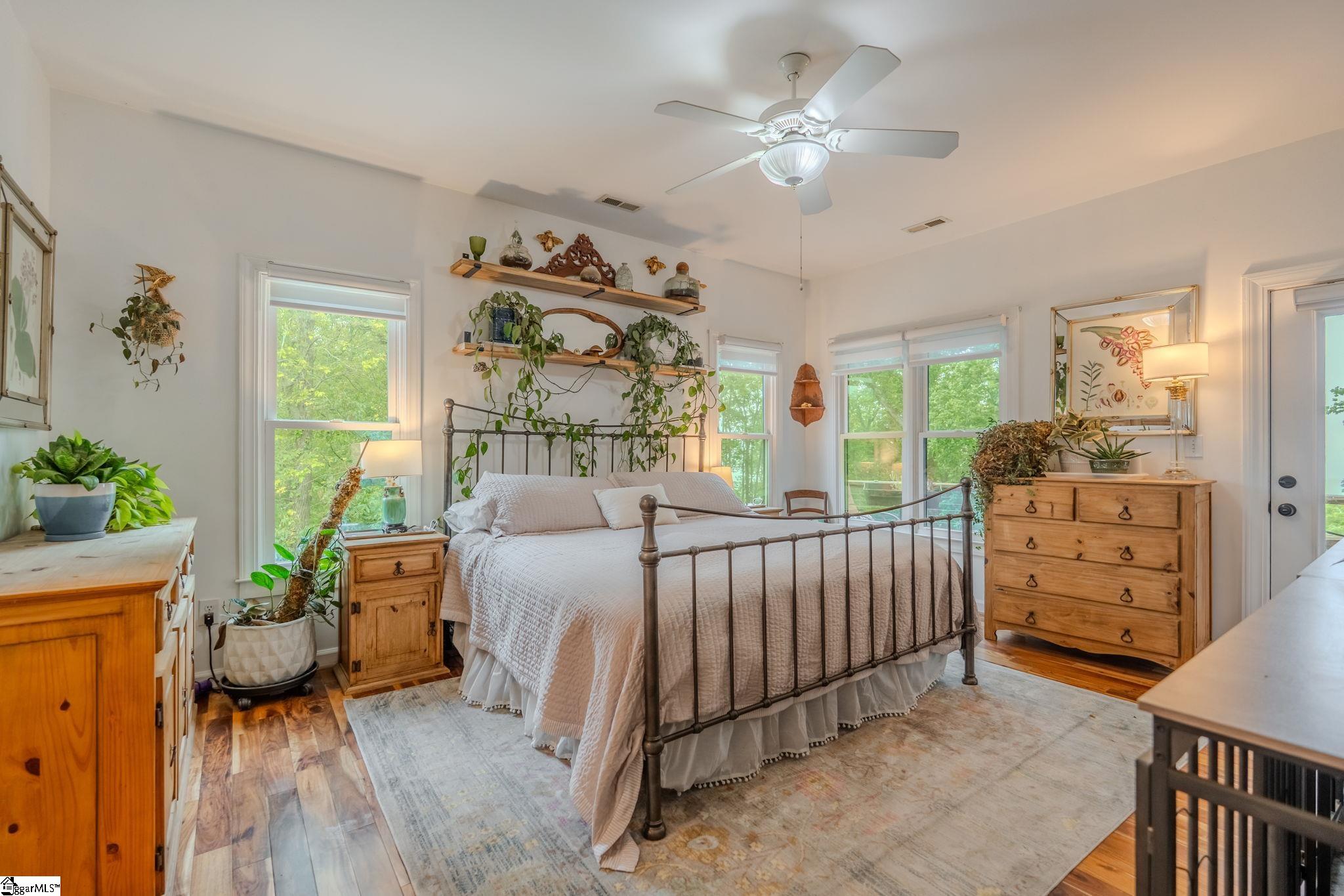 130 Raptor Way Landrum, SC 29356 - Photo 11 of 39