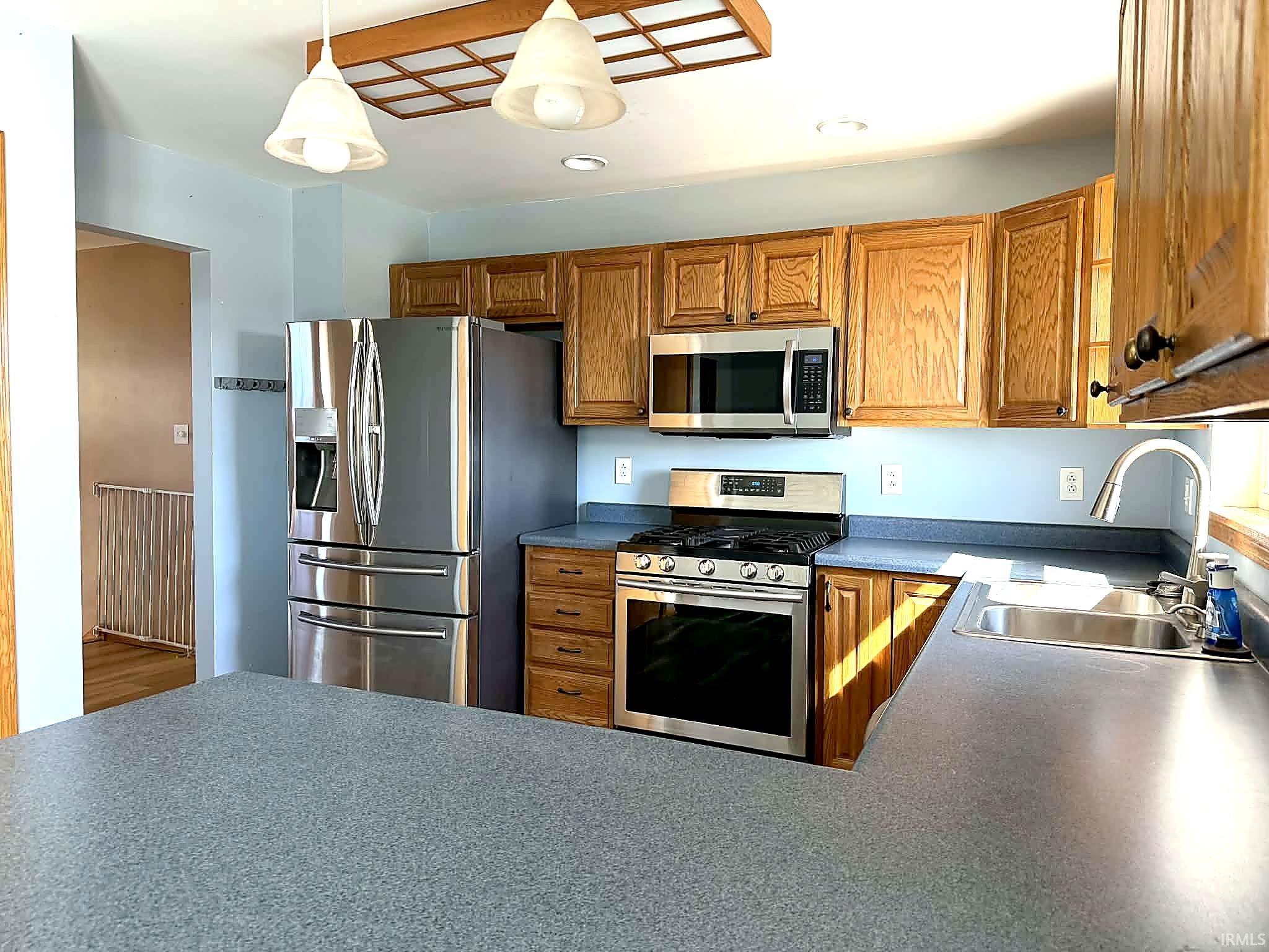 763 Longwood Drive Lowell, IN 46356 - Photo 2 of 14
