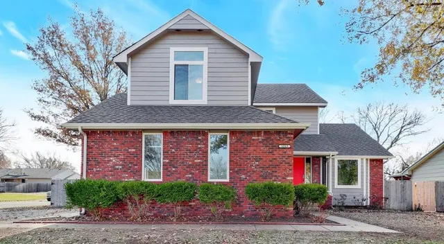 $369,900 | 1213 East James Street, Derby, KS 67037