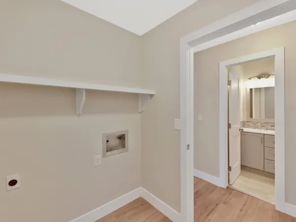 $369,900 | 1213 East James Street, Derby, KS 67037