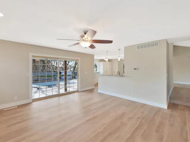 $369,900 | 1213 East James Street, Derby, KS 67037