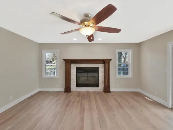 $369,900 | 1213 East James Street, Derby, KS 67037