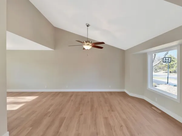 $369,900 | 1213 East James Street, Derby, KS 67037