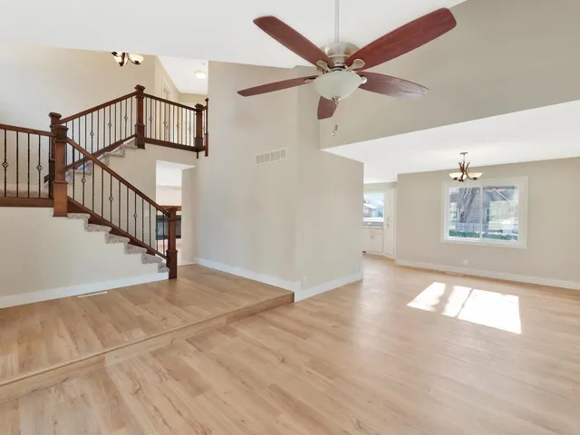 $369,900 | 1213 East James Street, Derby, KS 67037