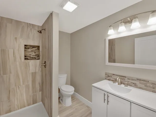 $369,900 | 1213 East James Street, Derby, KS 67037