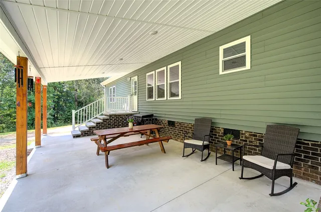 $295,000 | 259 West Main Street, Salem, SC 29676