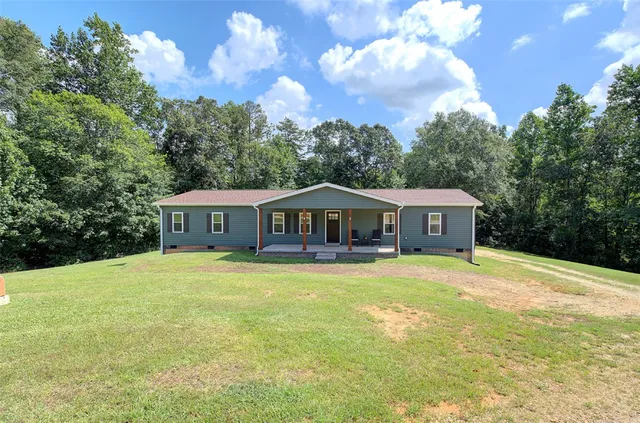 $295,000 | 259 West Main Street, Salem, SC 29676