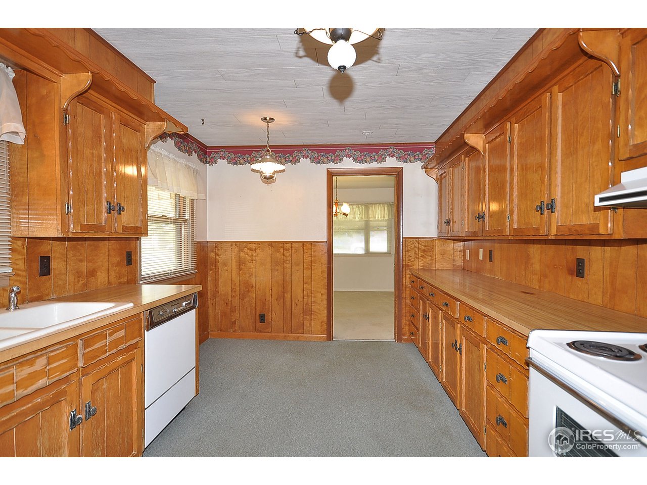 134 Fishback Avenue Fort Collins, CO 80521 - Photo 4 of 25 Gallery Image 4