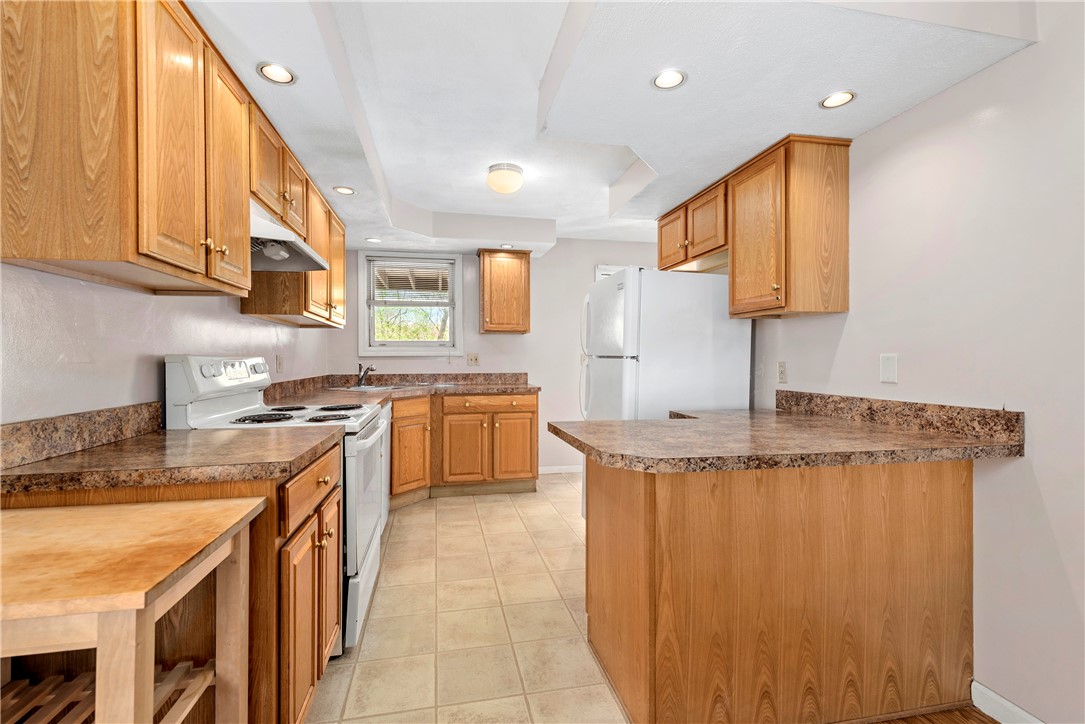 3399 Post Road, Unit 26 Warwick, RI 02886 - Photo 6 of 22