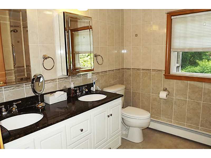 1 Mowry Road Smithfield, RI 02828 - Photo 15 of 22 Bathroom.
