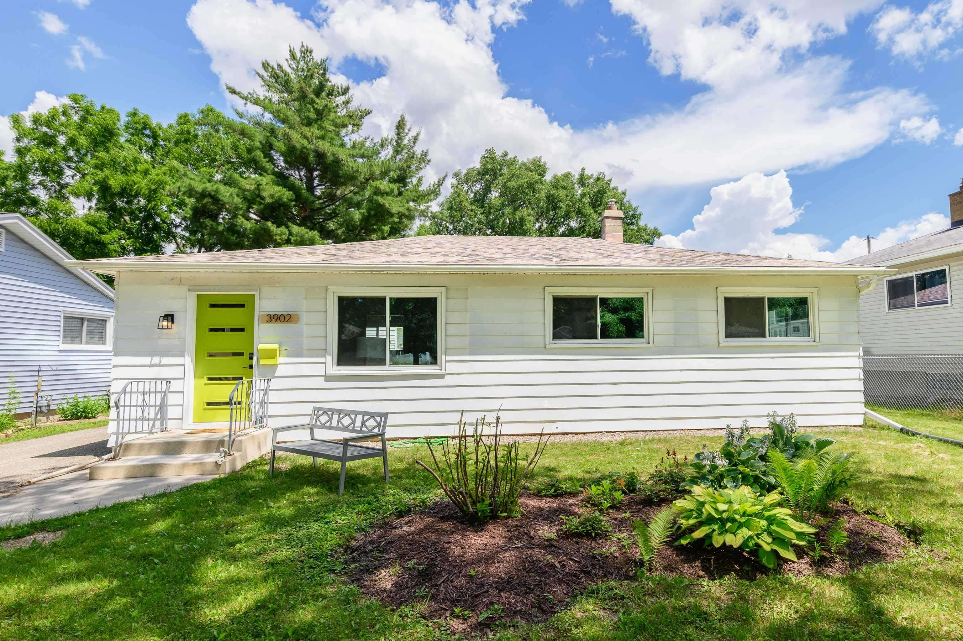 3902 Paus Street Madison, WI 53714 - Photo 4 of 22