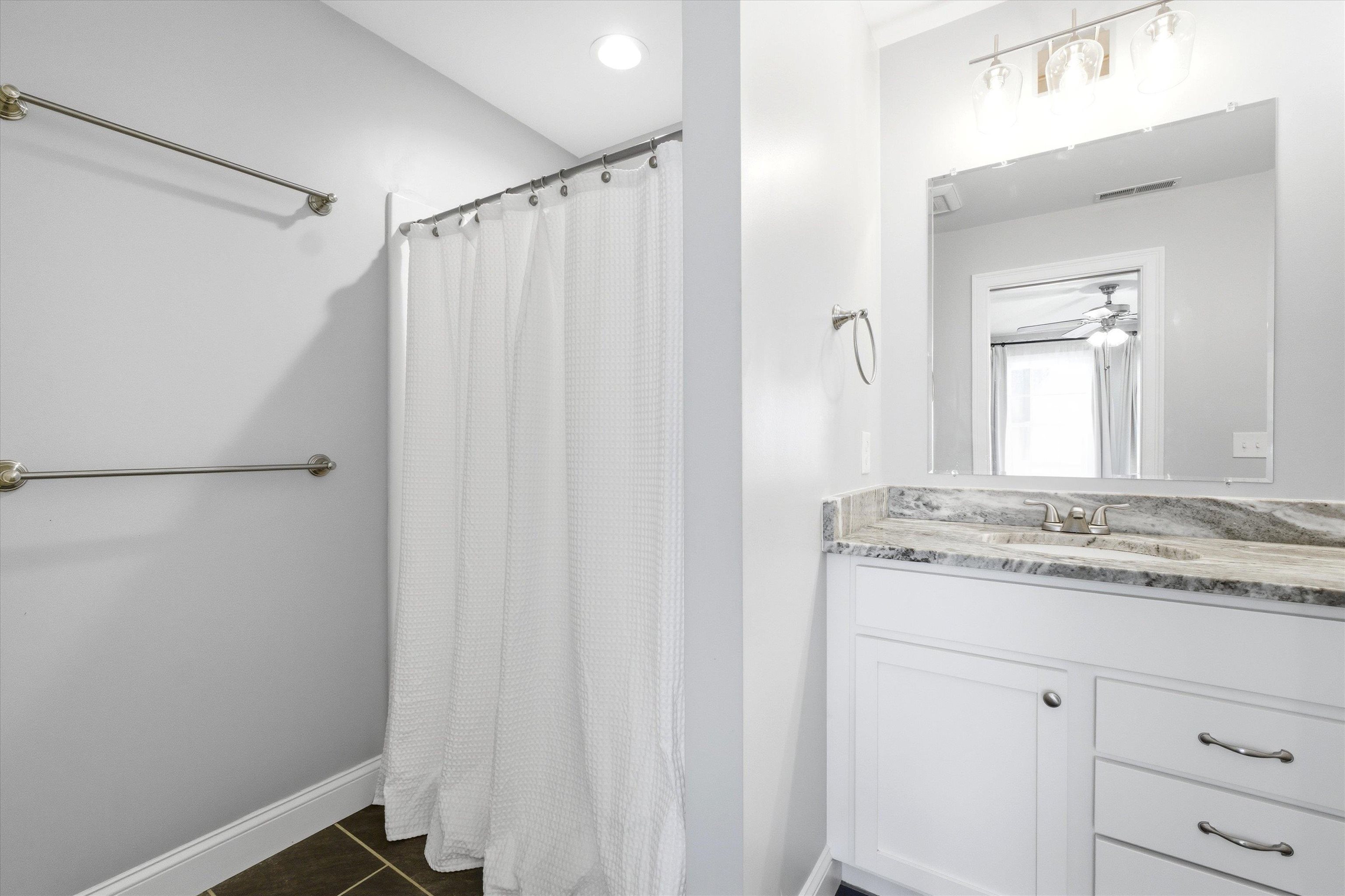 17 Callaway Drive, Unit 5 Concord, NH 03301 - Photo 18 of 33