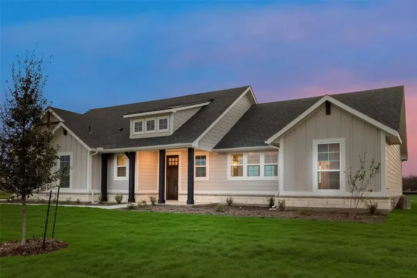 $434,700 | 1230 County Road 200, Valley View, TX 76272