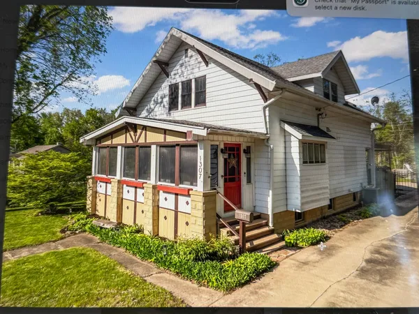 $289,900 | 1307 South Linden Street, Normal, IL 61761