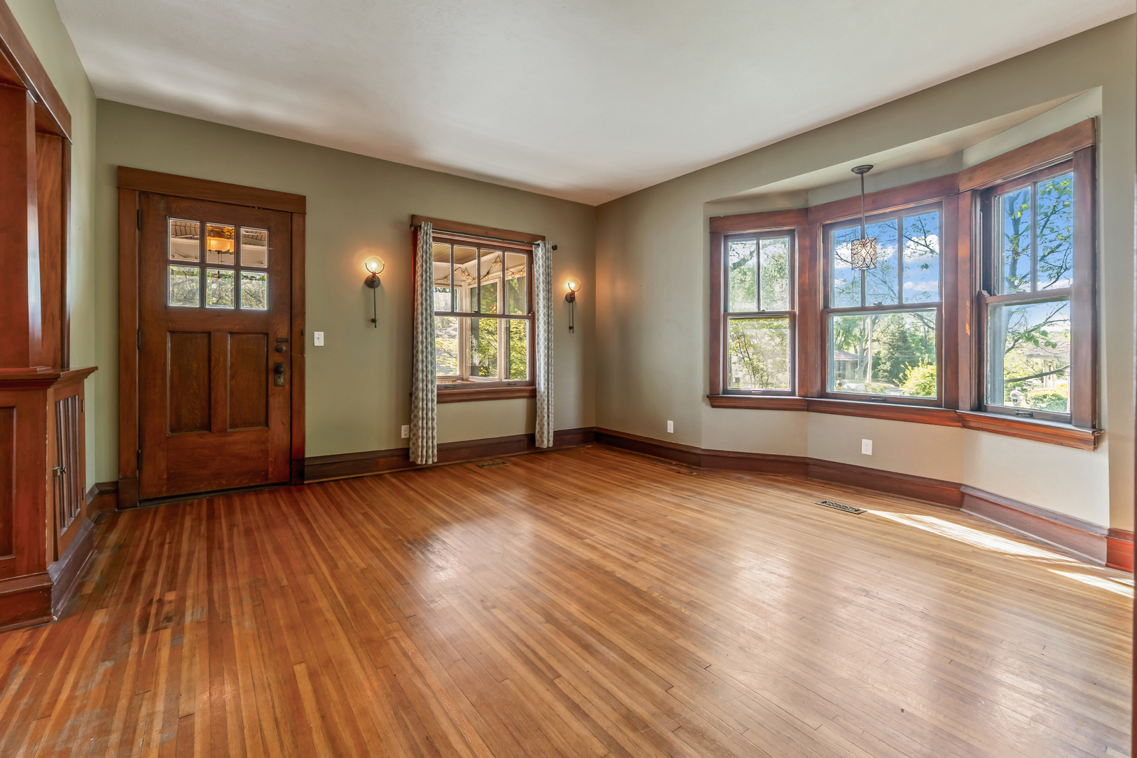 1307 South Linden Street Normal, IL 61761 - Photo 4 of 25