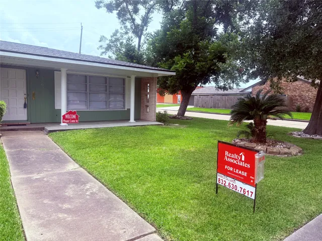 $2,000 | 7602 Wilmerdean Street, Houston, TX 77061