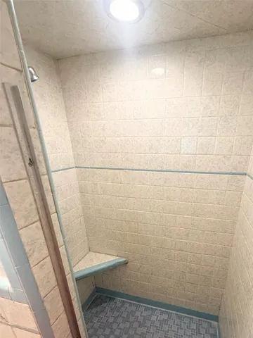 $2,000 | 7602 Wilmerdean Street, Houston, TX 77061